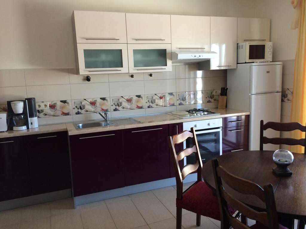 Apartments Kraljev Stanko Biograd Na Moru Phòng bức ảnh